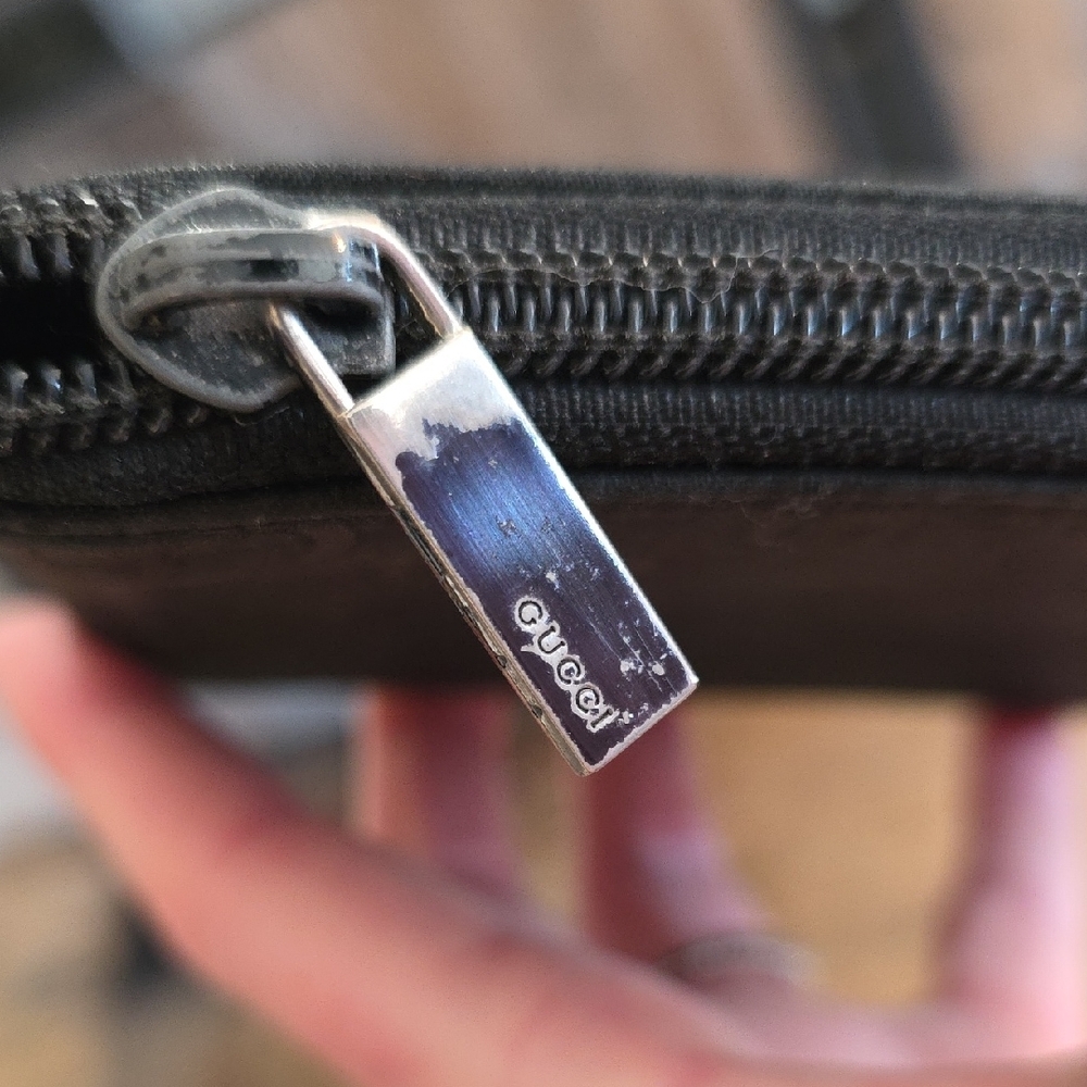 Gucci Black Men's Zipper Wallet - Picture 3 of 9